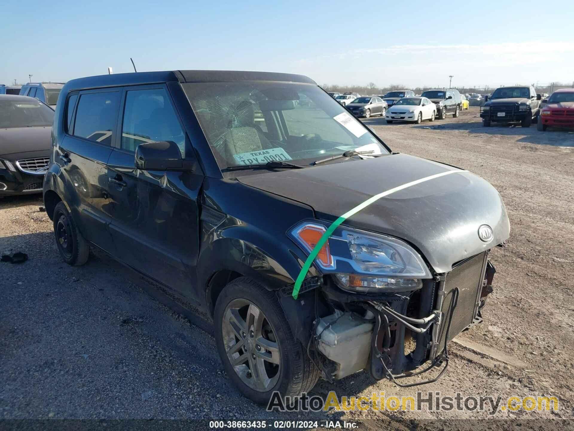 KIA SOUL +, KNDJT2A21B7200208