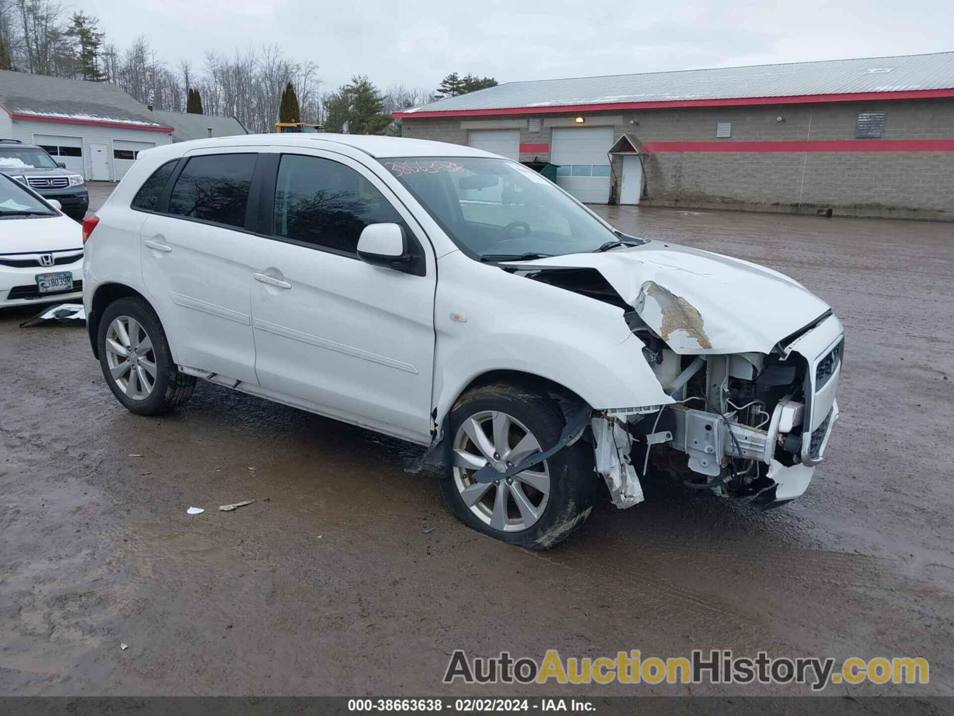 MITSUBISHI OUTLANDER SPORT ES, 4A4AR3AU0EE024671