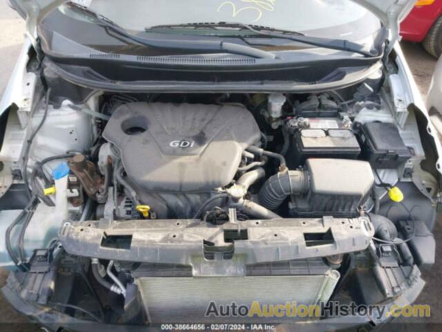 KIA RIO5 LX, KNADM5A37C6014603