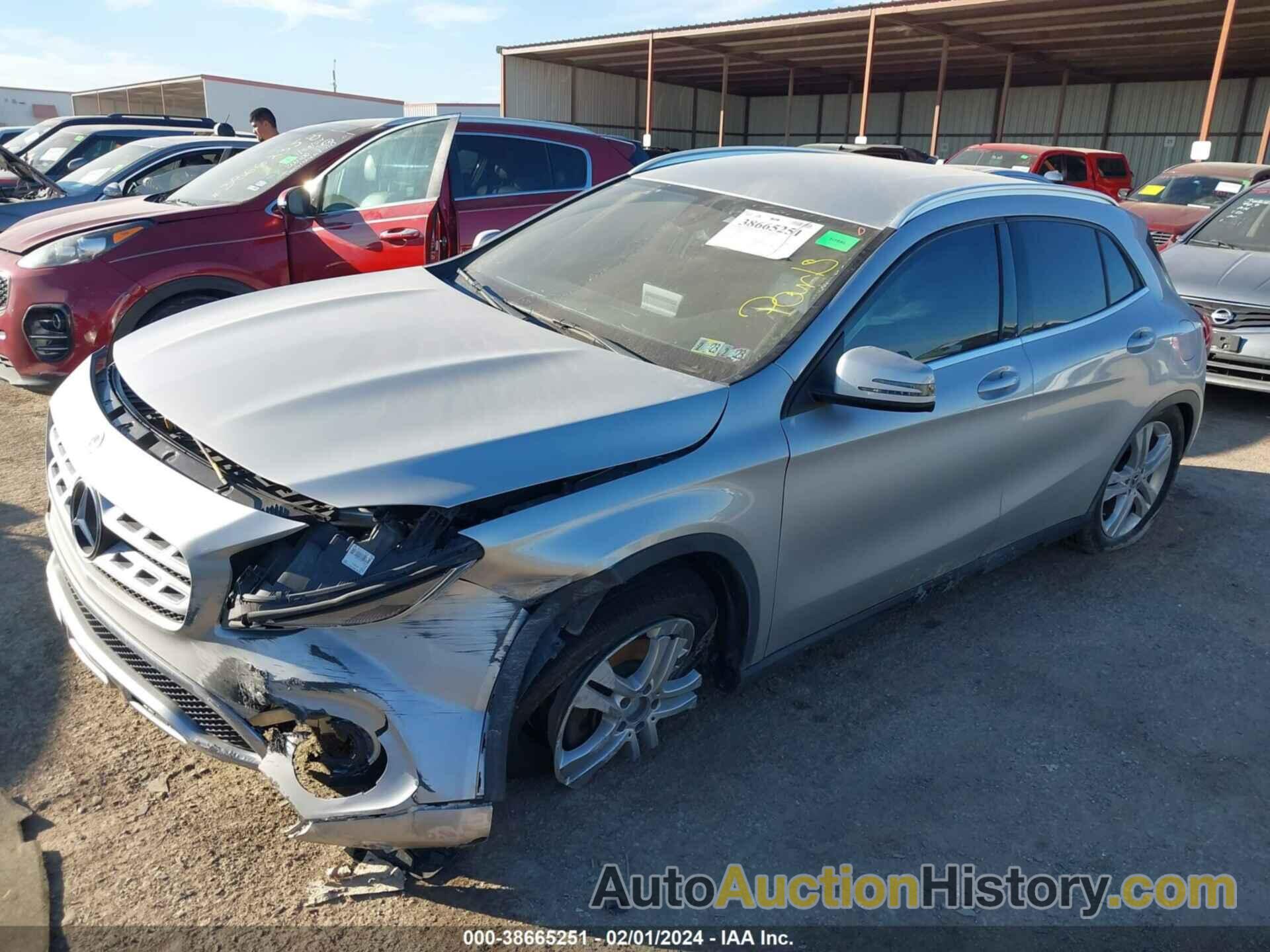 MERCEDES-BENZ GLA 250, WDCTG4EB9JJ427533