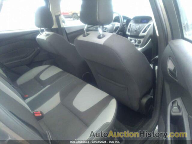 FORD FOCUS SE, 1FAHP3F26CL317914