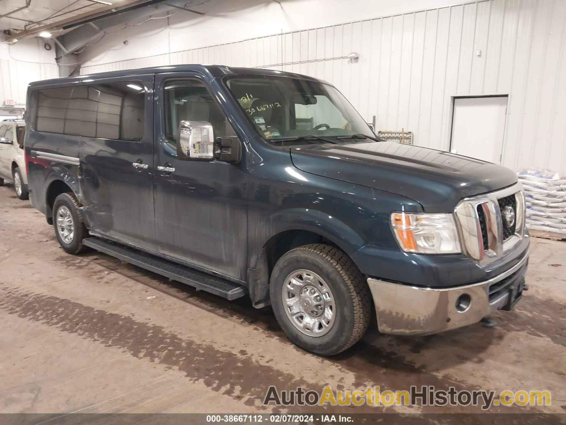 NISSAN NV PASSENGER NV3500 HD SL V8, 5BZAF0AA3GN850776