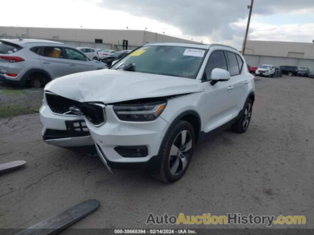 VOLVO XC40 T5 MOMENTUM, YV4162UK7N2663794