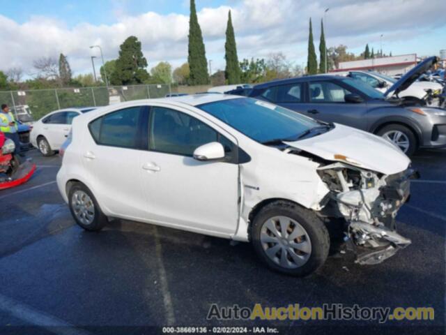 TOYOTA PRIUS C TWO, JTDKDTB33D1532834