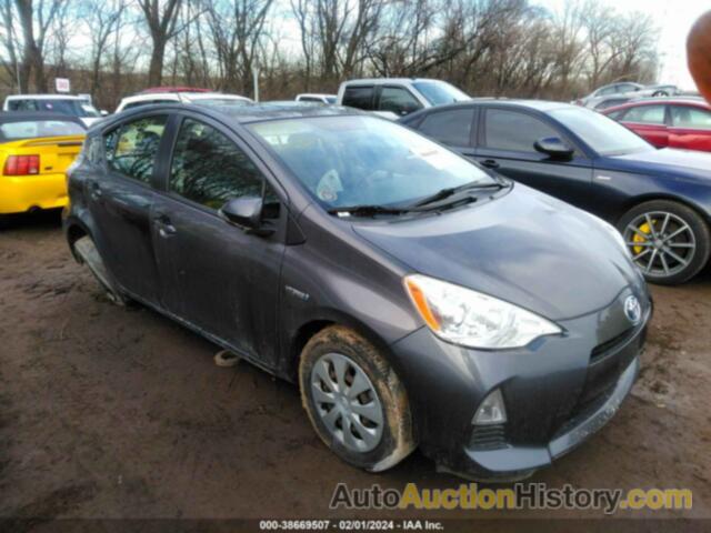 TOYOTA PRIUS C TWO, JTDKDTB38D1055253