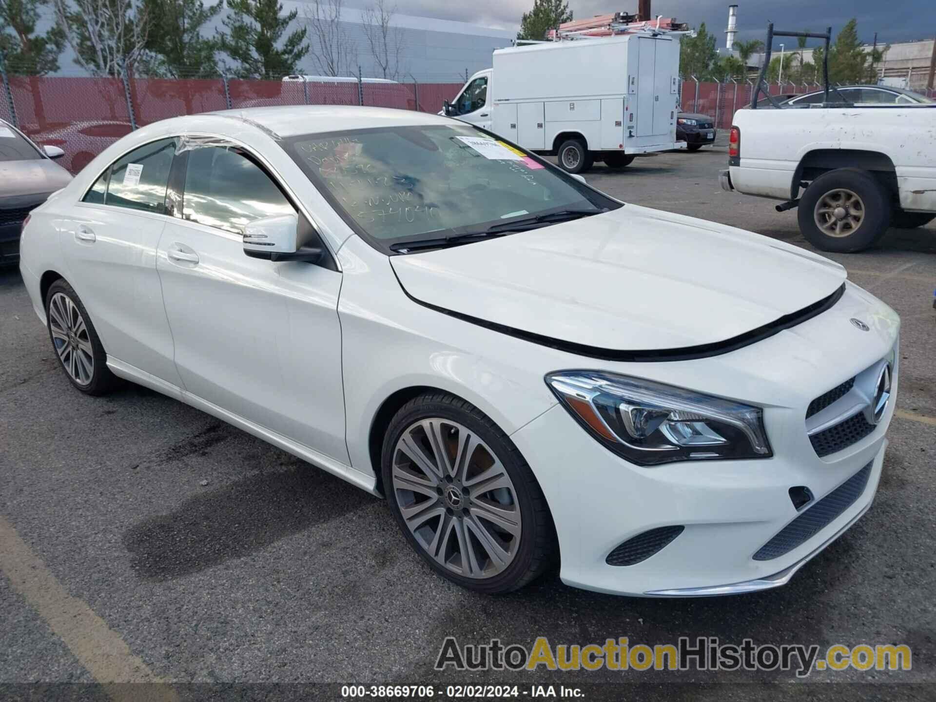 MERCEDES-BENZ CLA 250, WDDSJ4EB6JN574040