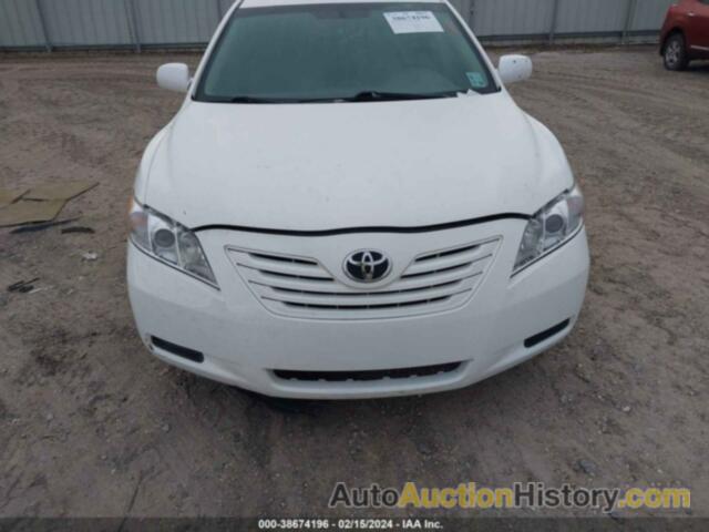 TOYOTA CAMRY LE, 4T1BE46K39U806751