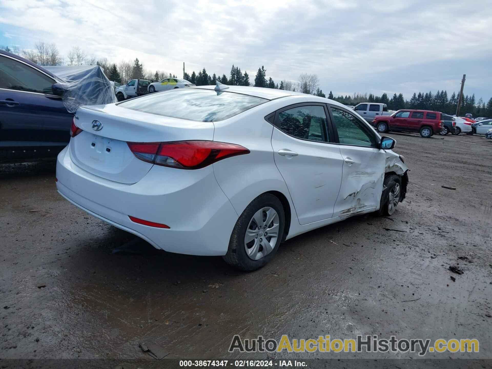 HYUNDAI ELANTRA SE, 5NPDH4AEXGH698559