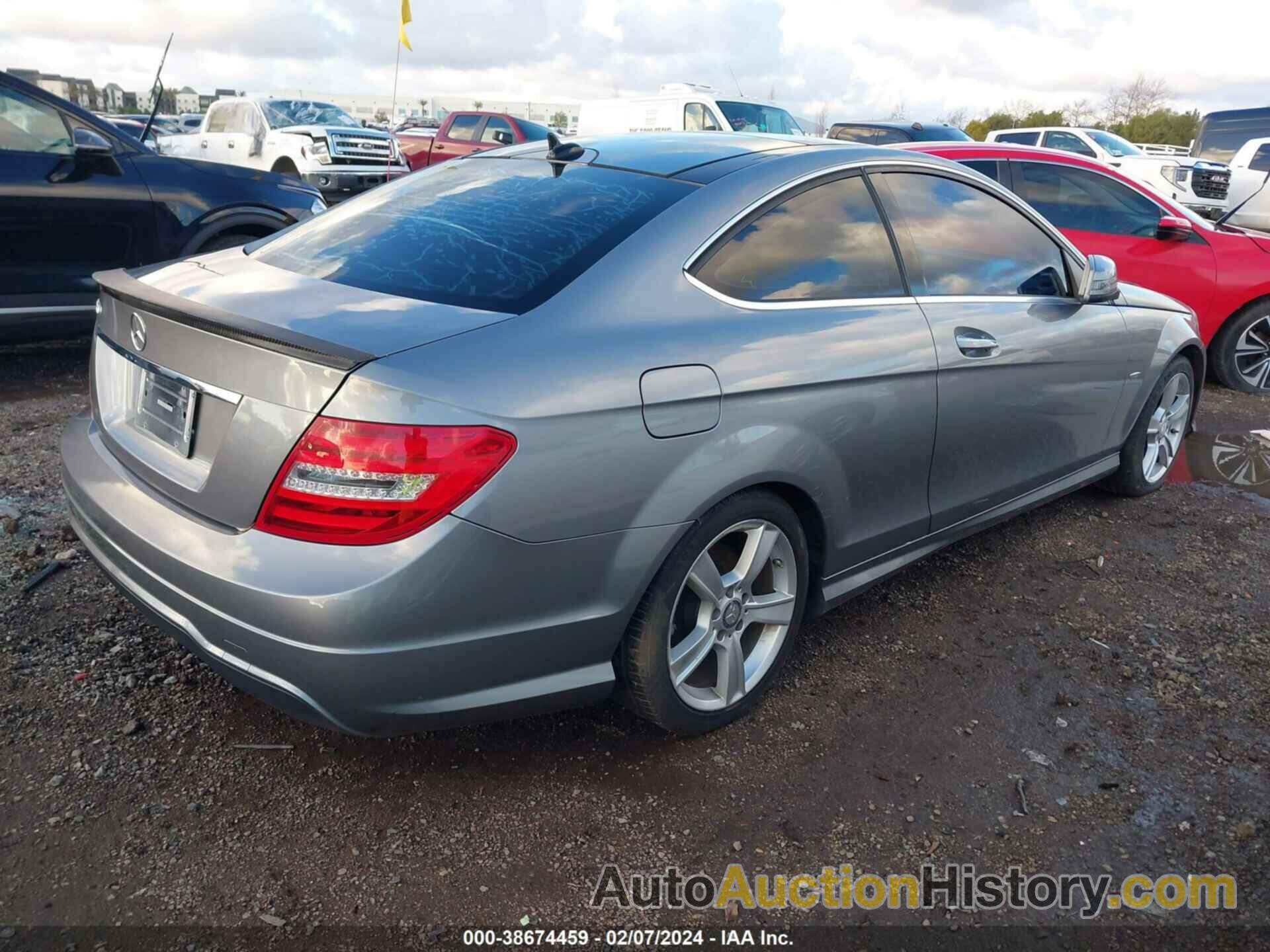 MERCEDES-BENZ C 250 250, WDDGJ4HB9CF765417