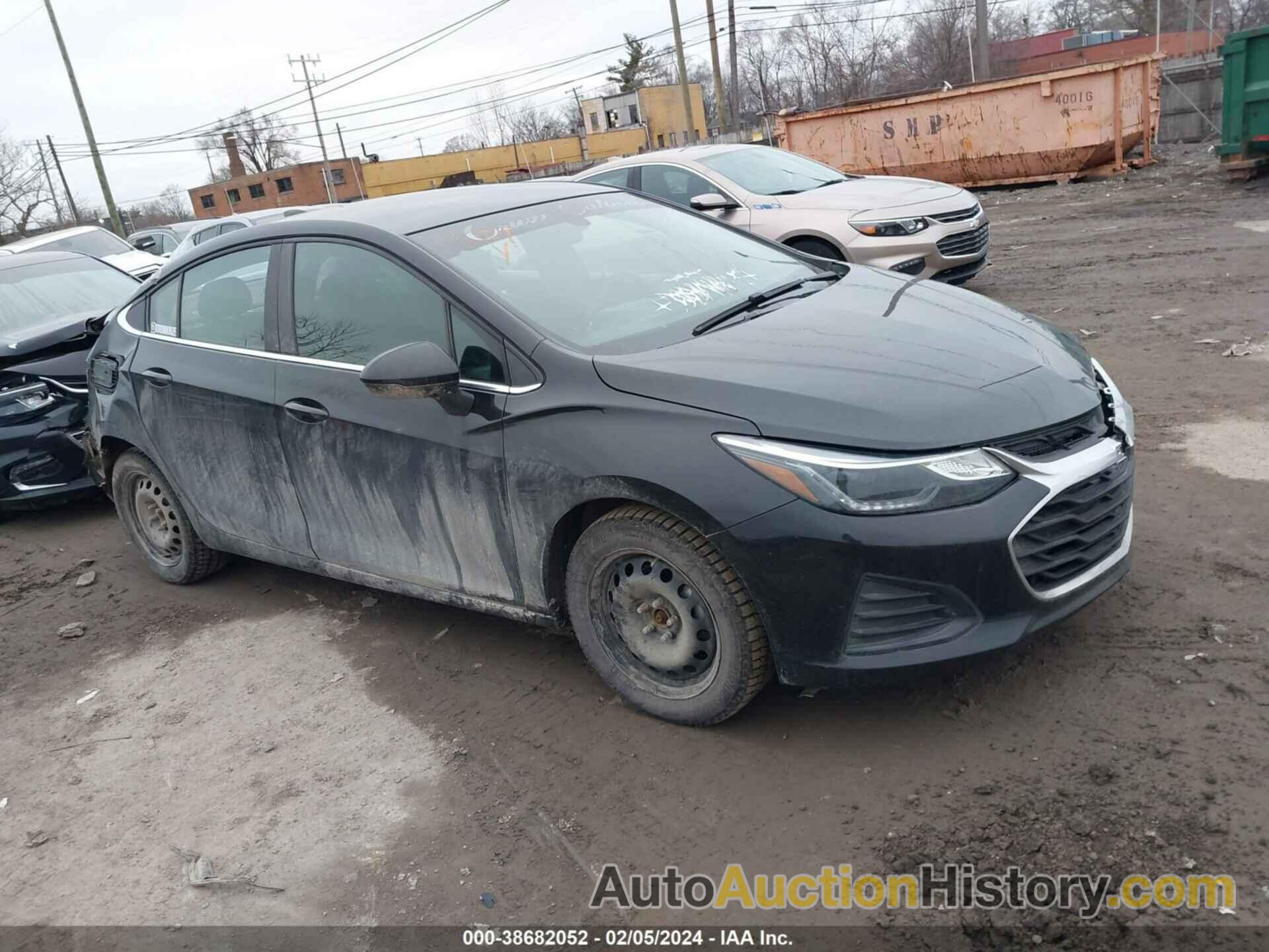 CHEVROLET CRUZE LT, 1G1BE5SMXK7144567