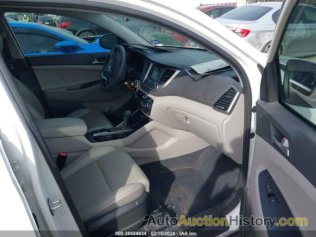 HYUNDAI TUCSON SE, KM8J23A40HU569836