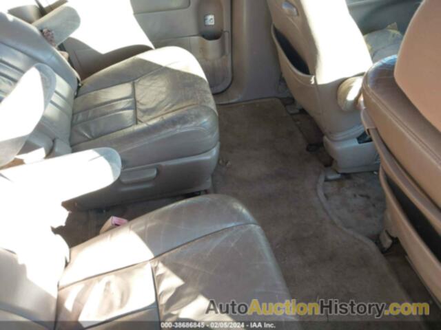 TOYOTA SIENNA XLE, 4T3ZF13C2XU139683