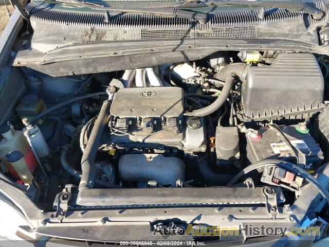 TOYOTA SIENNA XLE, 4T3ZF13C2XU139683