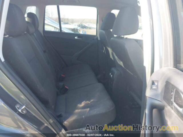 VOLKSWAGEN TIGUAN S, WVGBV7AX5FW577932