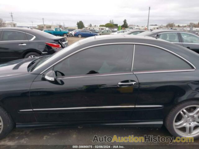 MERCEDES-BENZ CLK 550 550, WDBTJ72H29F260155