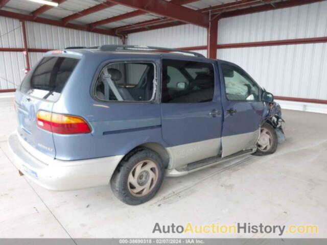 TOYOTA SIENNA XLE, 4T3ZF13C1XU111583