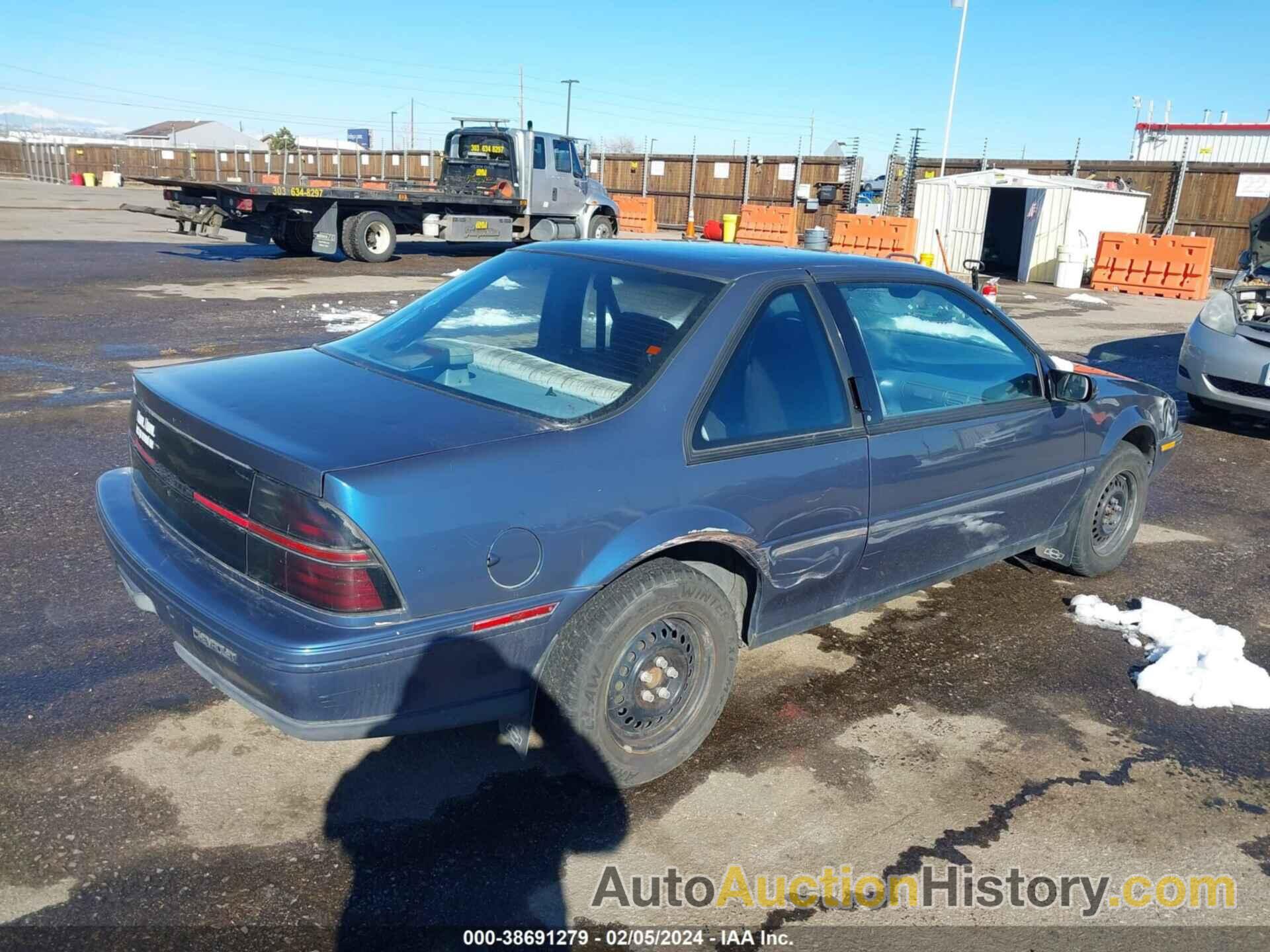 CHEVROLET BERETTA, 1G1LV1544SY151887