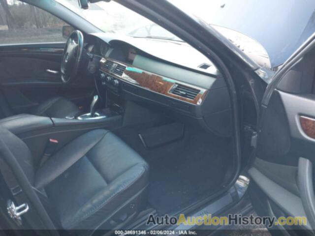 BMW 535 I, WBANW13568CZ77989