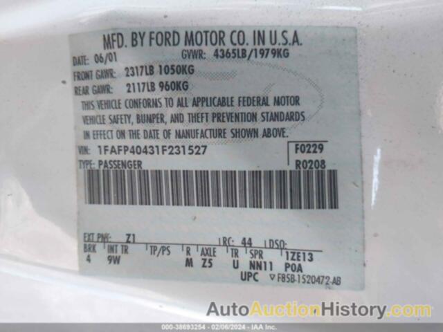 FORD MUSTANG DELUXE/PREMIUM/STANDARD, 1FAFP40431F231527