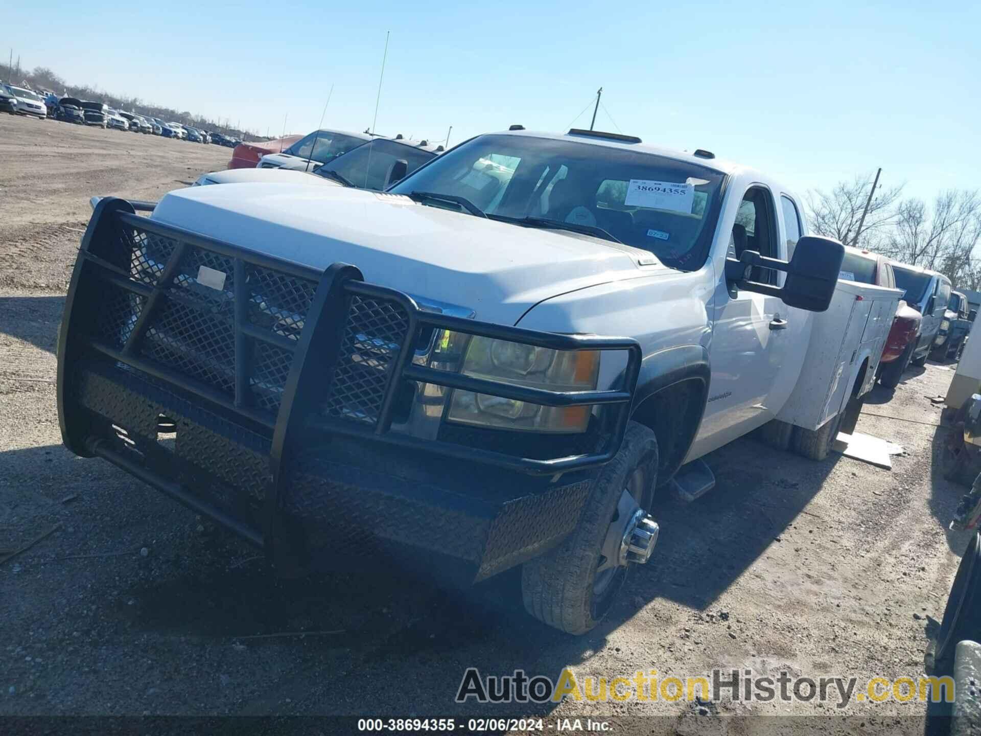 CHEVROLET SILVERADO 3500HD CHASSIS WORK TRUCK, 1GBJC39K98E116687