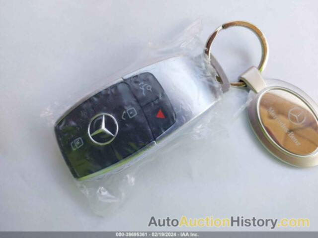 MERCEDES-BENZ GLB 250 4MATIC, W1N4M4HB1NW202135