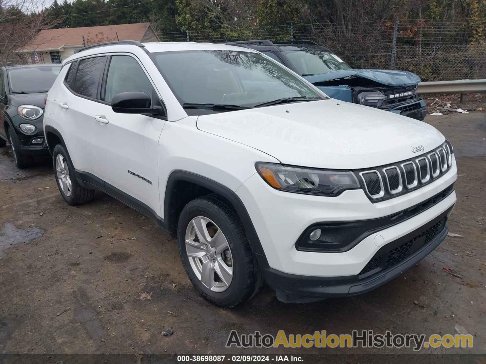 JEEP COMPASS LATITUDE 4X4, 3C4NJDBB5NT124123