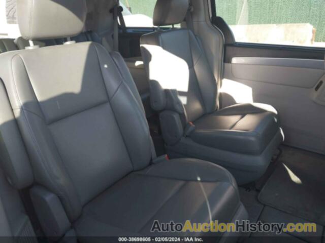 VOLKSWAGEN ROUTAN SE, 2V4RW3DG5BR717538