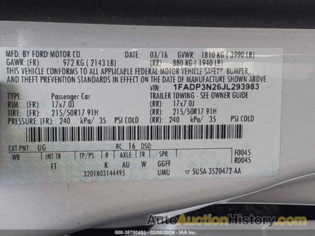 FORD FOCUS TITANIUM, 1FADP3N26JL293983