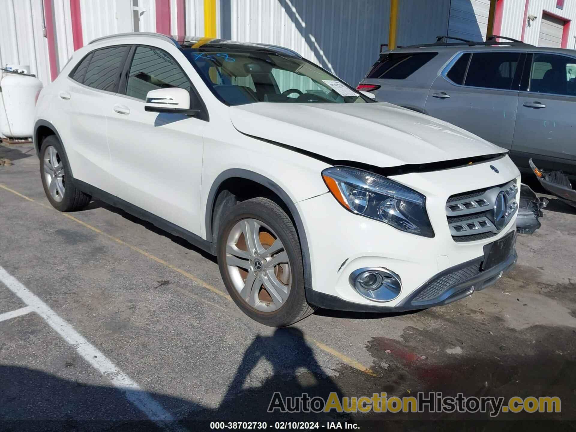 MERCEDES-BENZ GLA, 