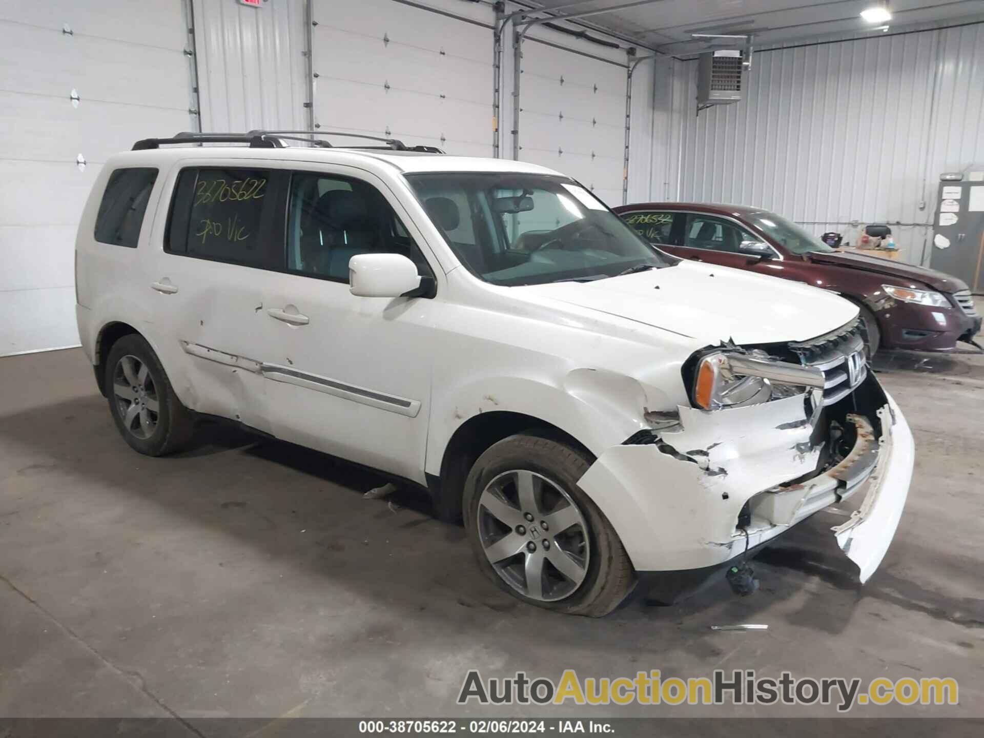 HONDA PILOT TOURING, 5FNYF4H91CB017343