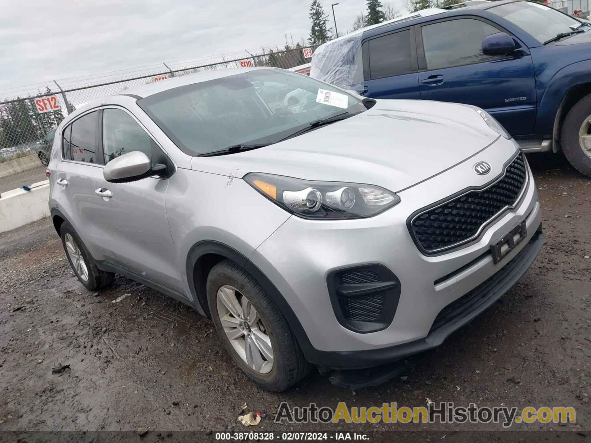 KIA SPORTAGE LX, KNDPM3AC4J7449459