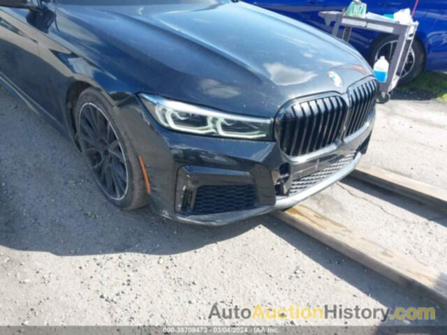 BMW 740 I, WBA7T2C01NC816392