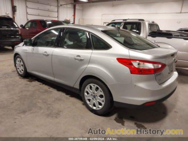 FORD FOCUS SE, 1FAHP3F26CL445568