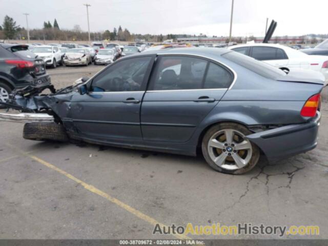 BMW 330 I, WBAEV53423KM03468