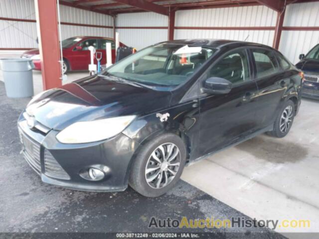 FORD FOCUS SE, 1FAHP3F26CL319436