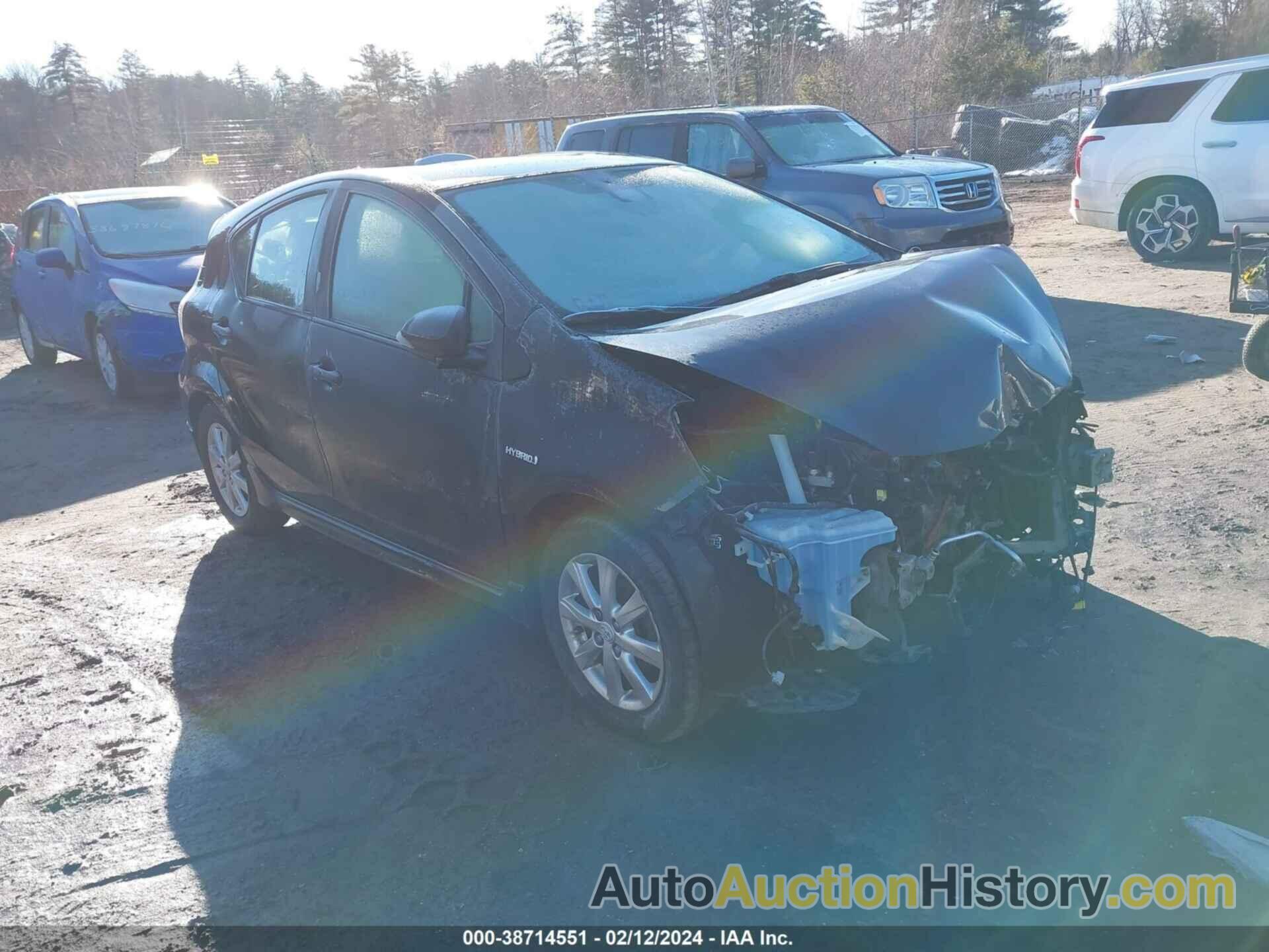 TOYOTA PRIUS C TWO, JTDKDTB35H1594287