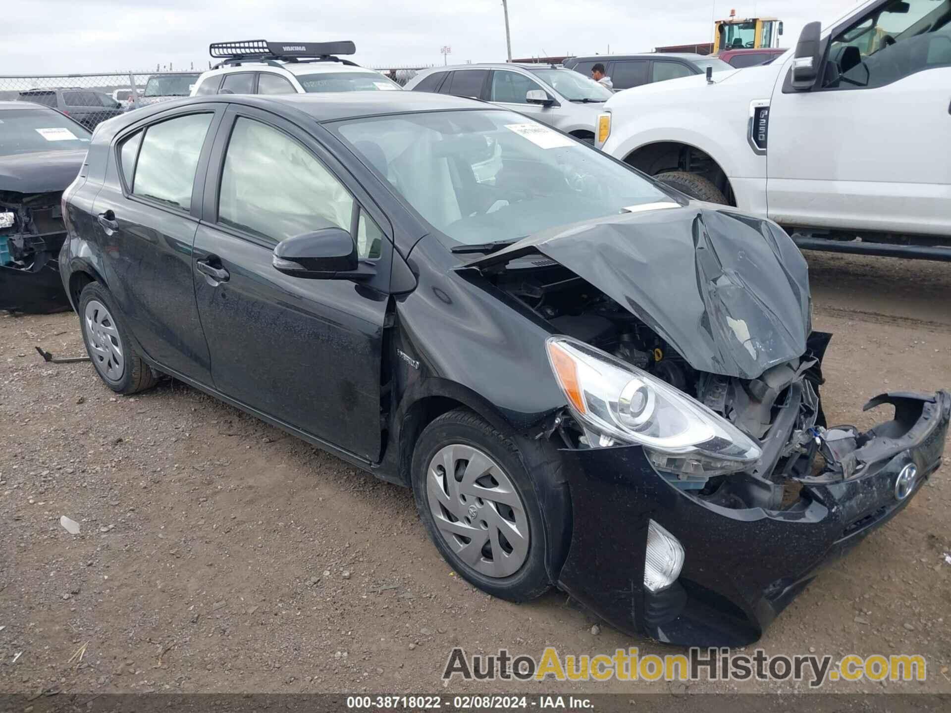 TOYOTA PRIUS C THREE, JTDKDTB37G1131565