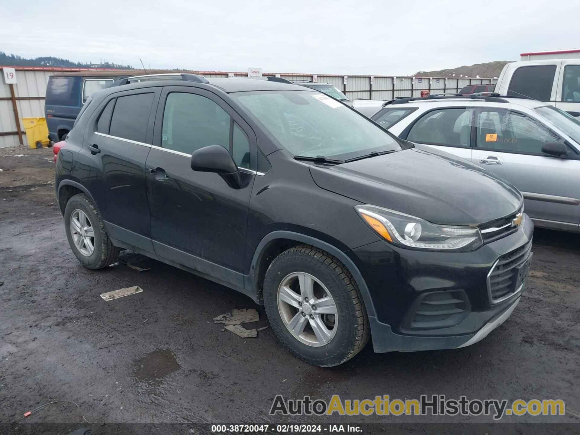 CHEVROLET TRAX LT, 3GNCJLSB2HL143516