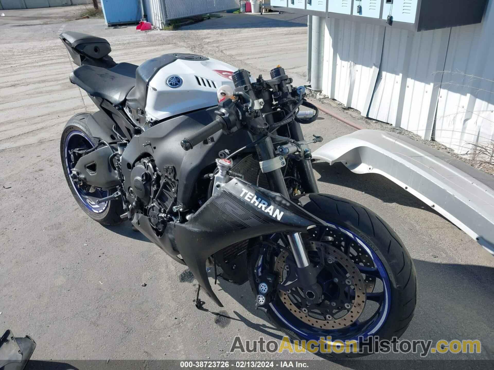 YAMAHA YZFR1, JYARN66Y5NA000677