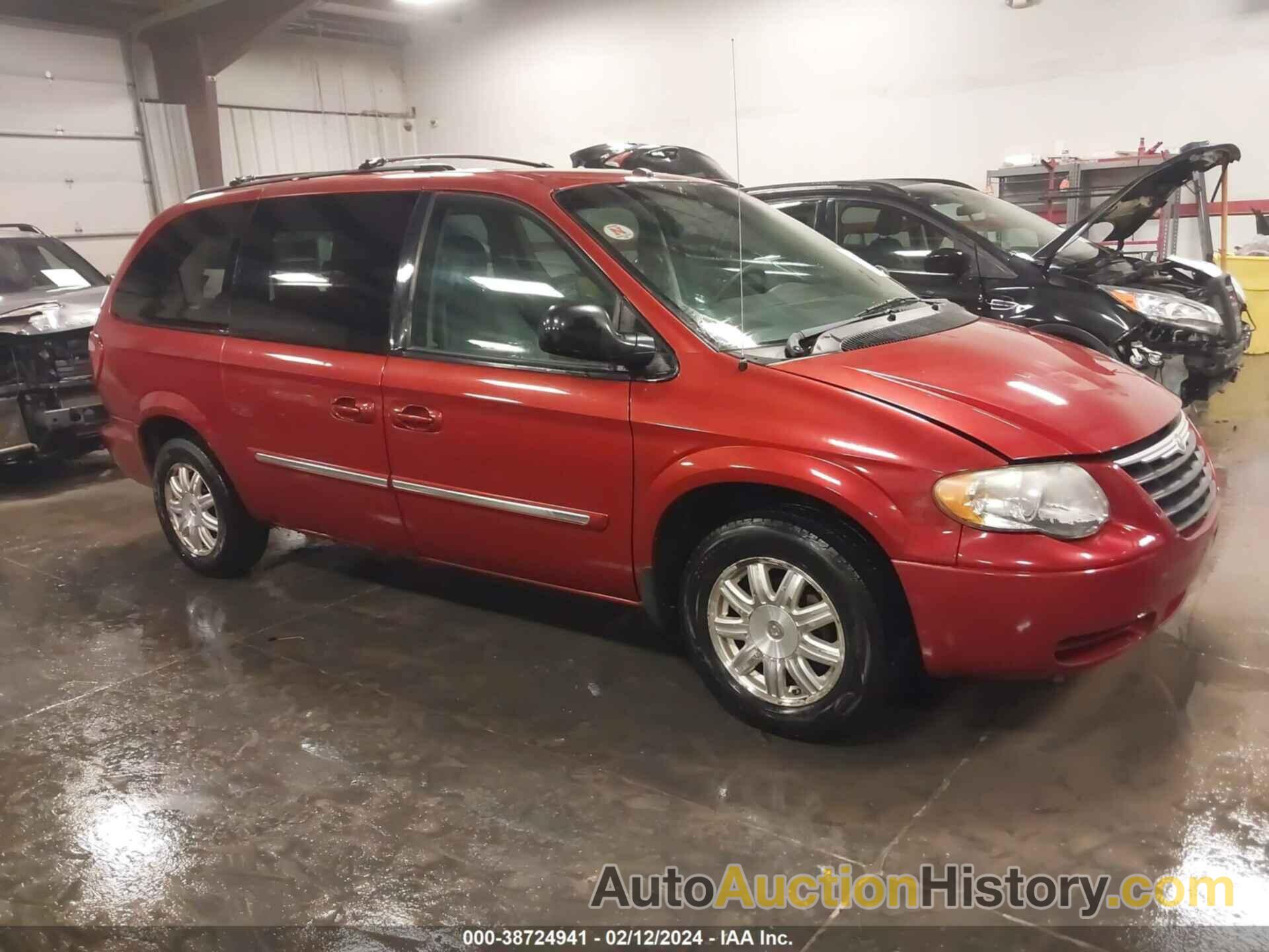 CHRYSLER TOWN & COUNTRY TOURING, 2A4GP54L77R296981