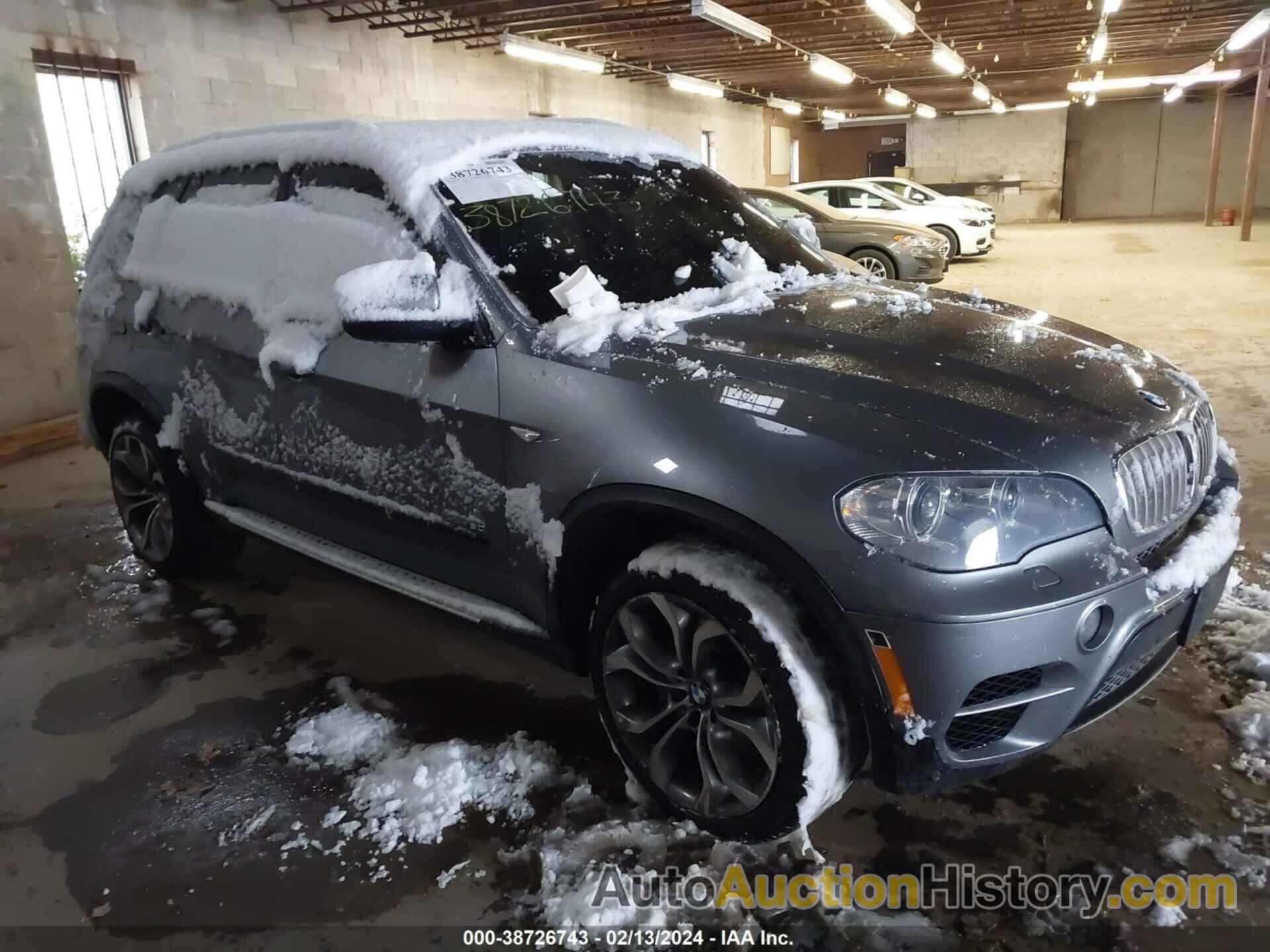 BMW X5 XDRIVE50I, 5UXZV8C53CL424532