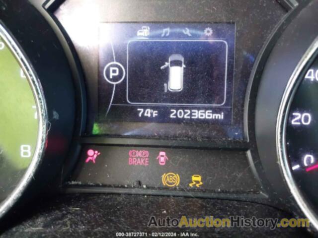 KIA SEDONA LX, KNDMB5C18H6268655