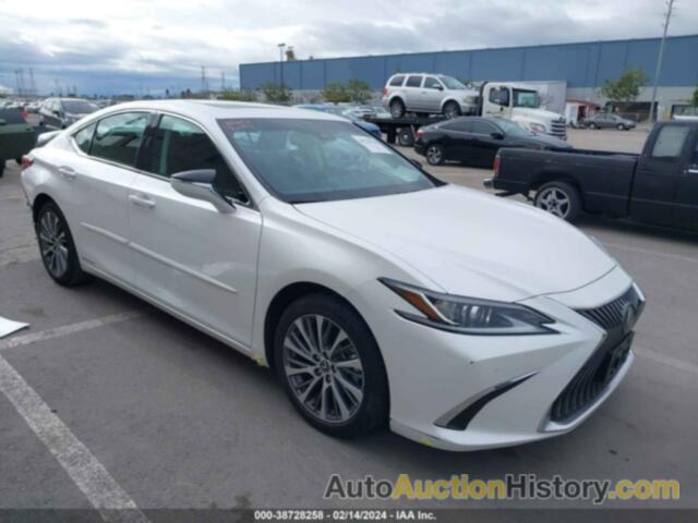 LEXUS ES 300H, 58ADA1C18MU004745