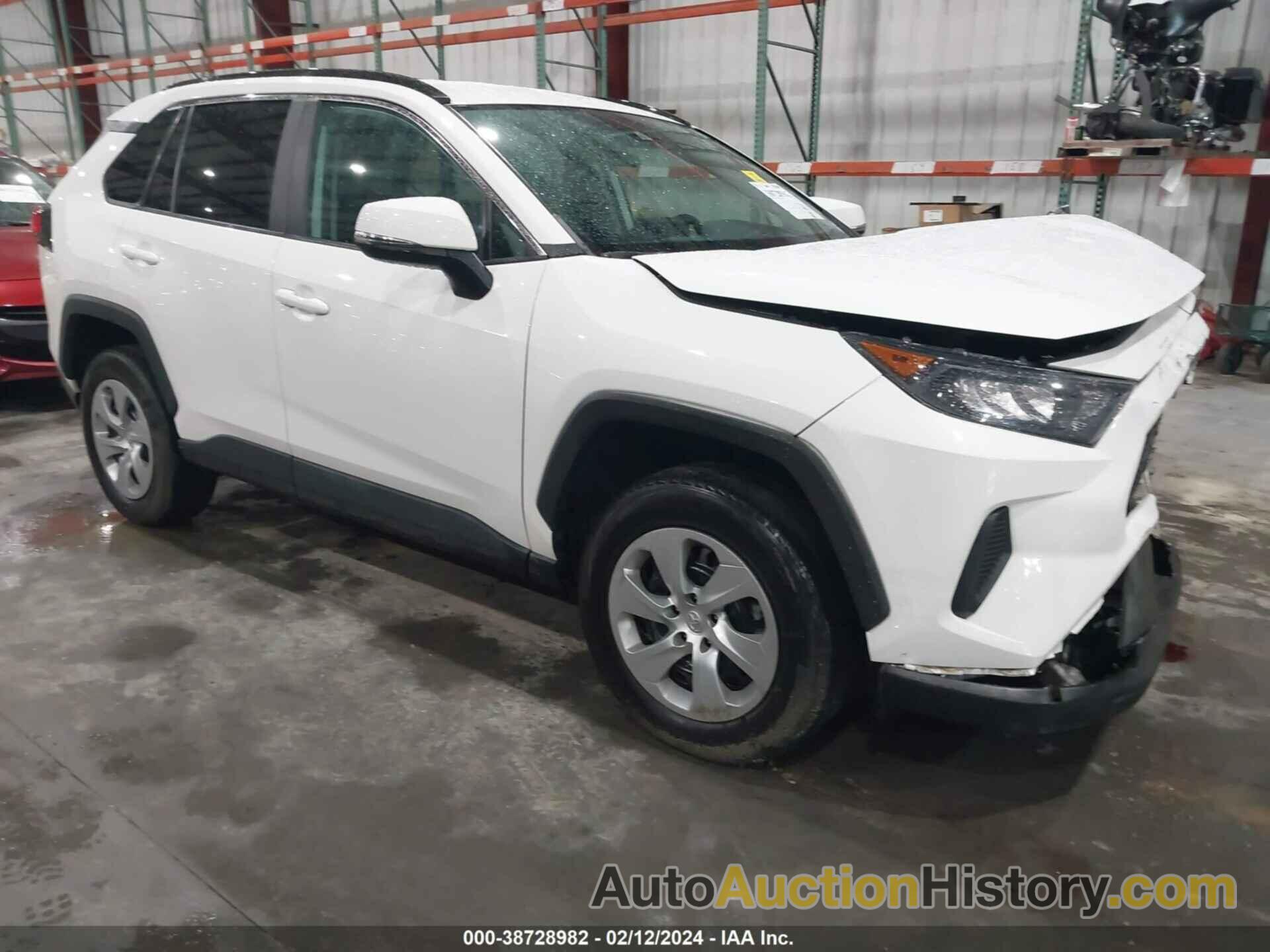 TOYOTA RAV4 LE, 2T3K1RFV3KW035675