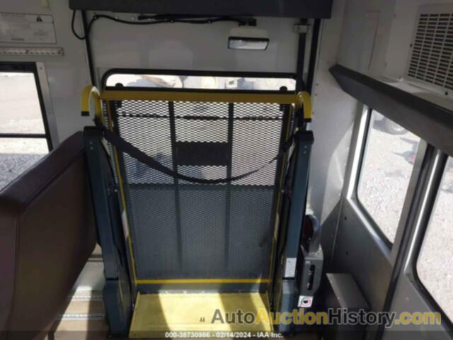 CHEVROLET EXPRESS CUTAWAY BUS, 1GB6G3AG4A1139423