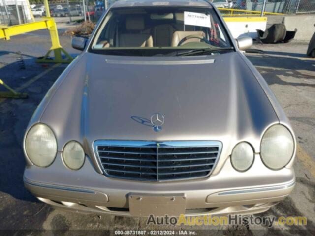 MERCEDES-BENZ E 320, WDBJF65J7YB159393