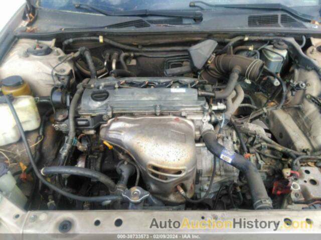 TOYOTA CAMRY LE, 4T1BE32K22U500176