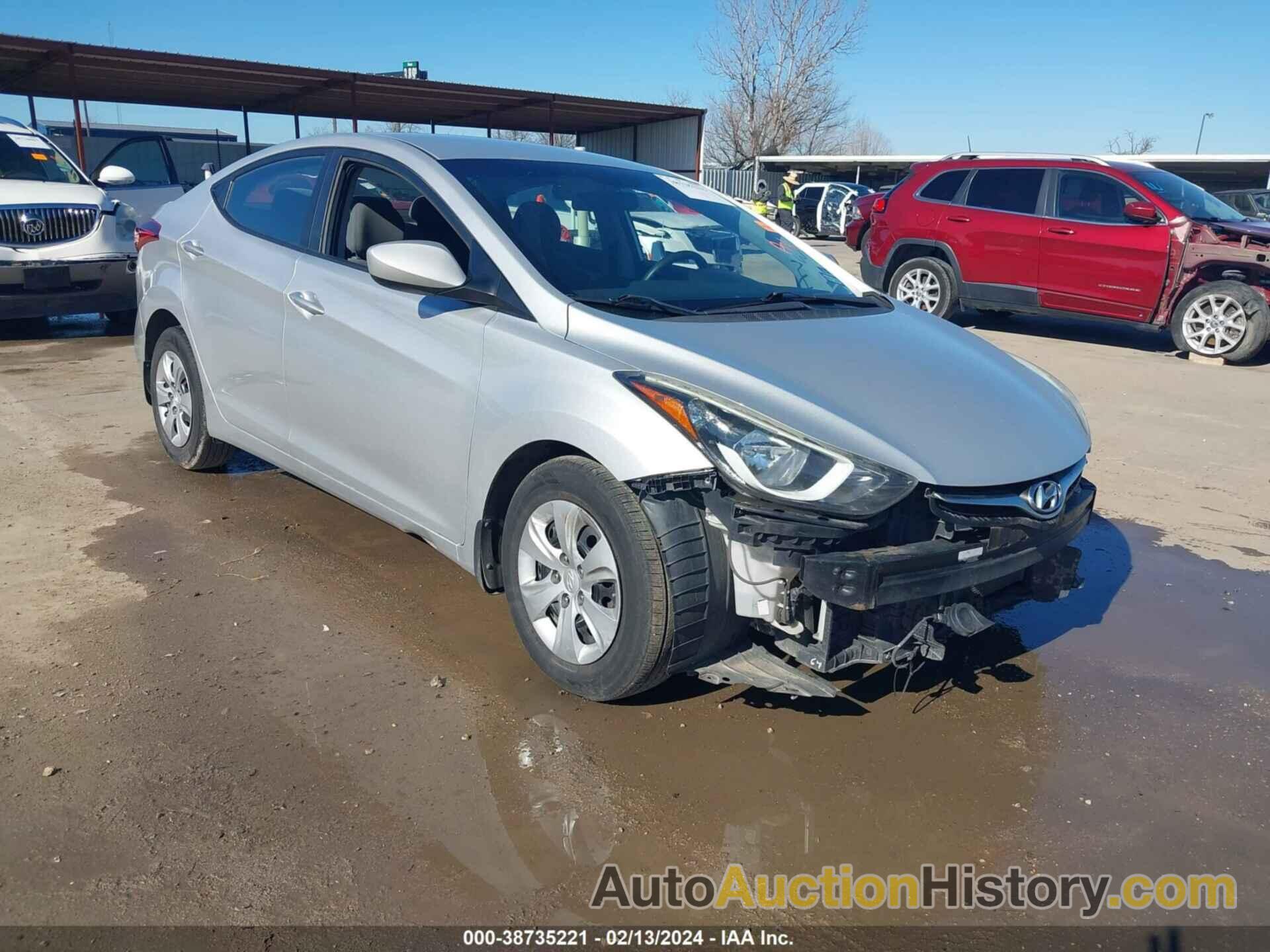 HYUNDAI ELANTRA SE, 5NPDH4AE6GH670211