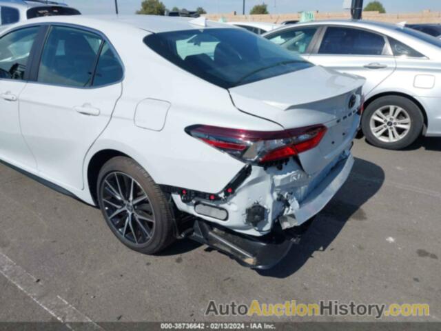 TOYOTA CAMRY SE, 4T1G11AK1RU222727