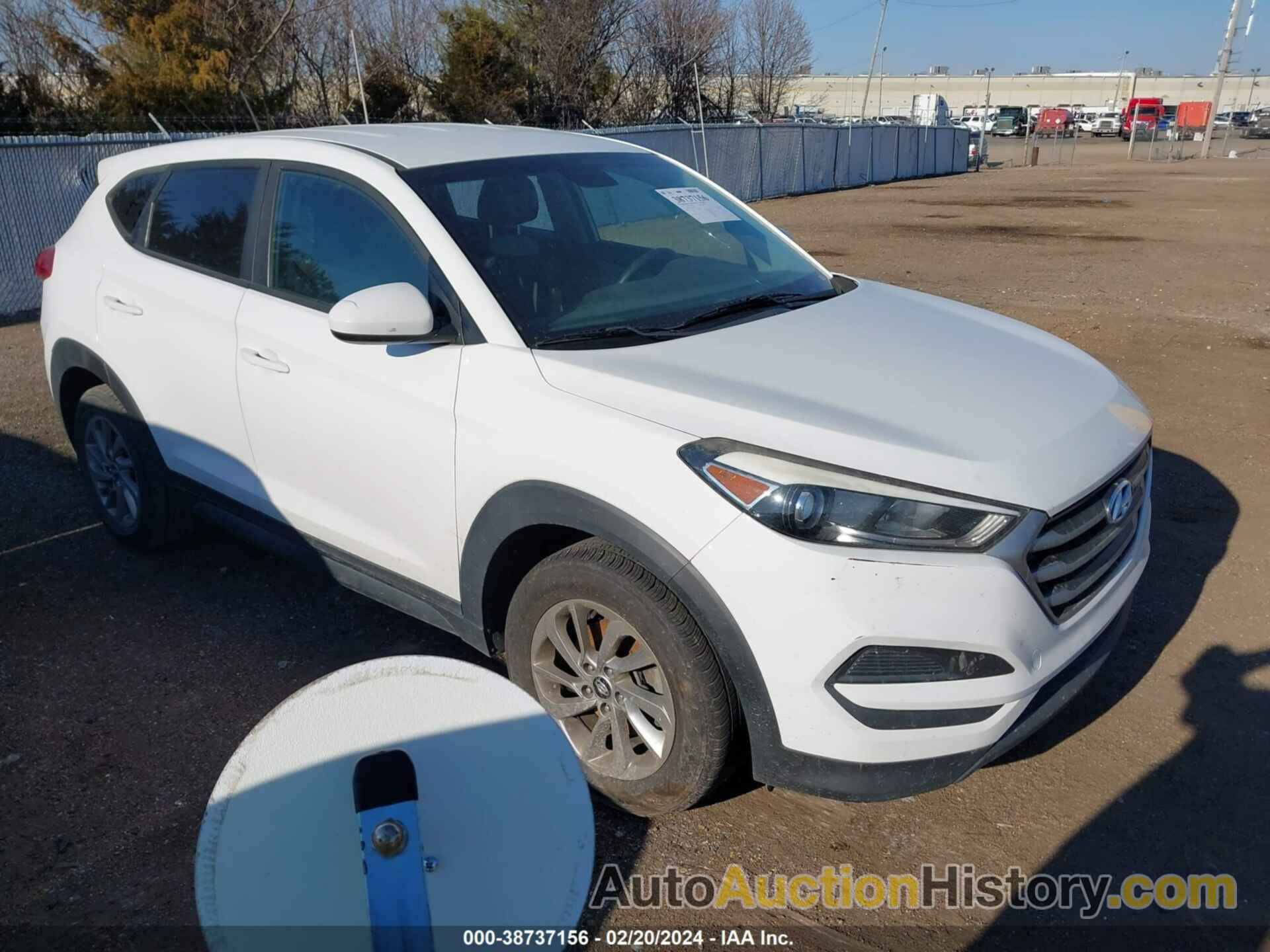 HYUNDAI TUCSON SE, KM8J23A46HU340268